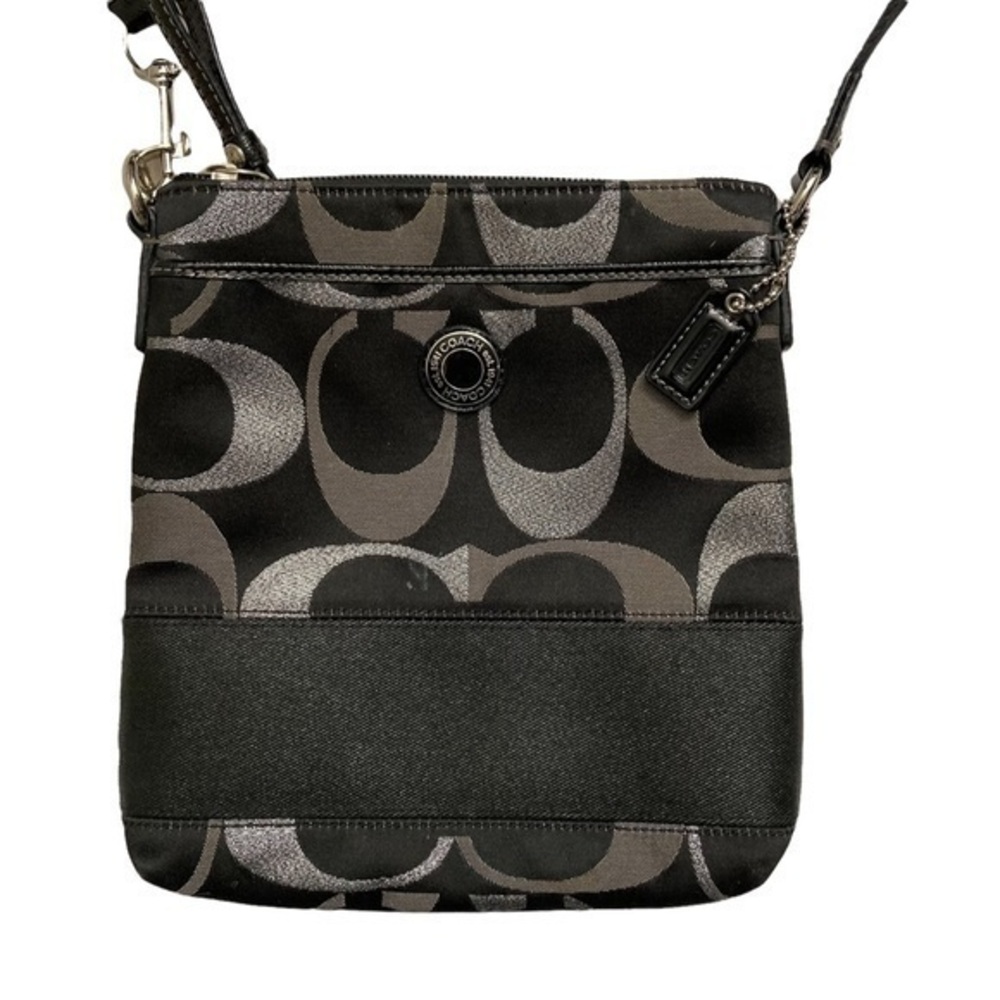 Coach silver black sig c swingpack bag